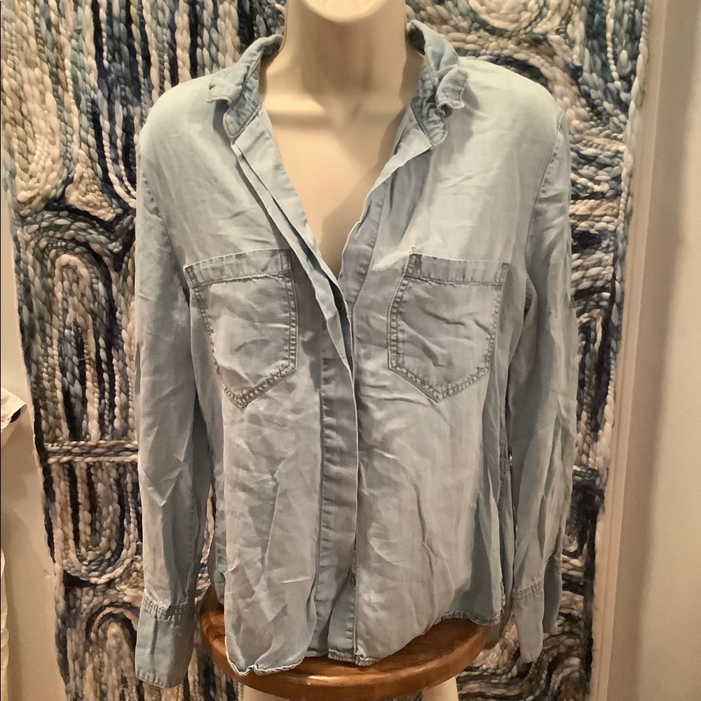 Cloth & Stone Anthropologie Chambray button down